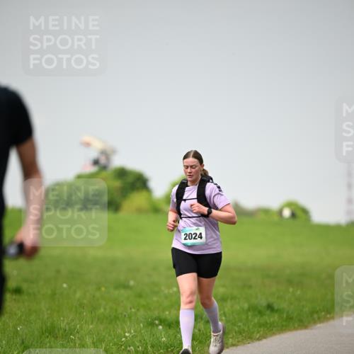 10.05.2026 - 8. Wedeler Halbmarathon Dr. Thomas Lammeyer http://msf.ph/oto/9713336 10.05.2026 12:13:41 Laufen 2024 meine-sportfotos.de