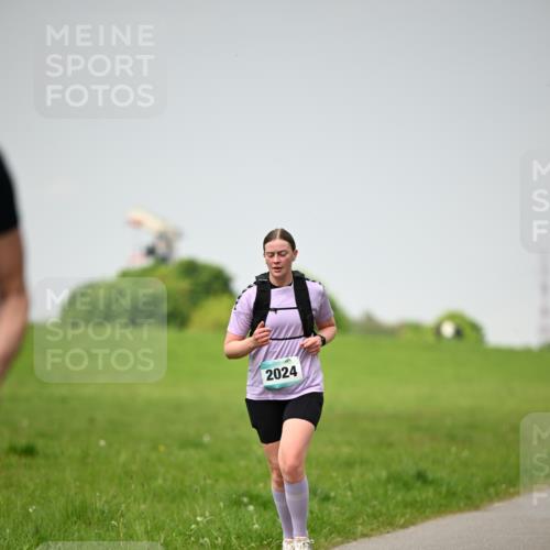 10.05.2026 - 8. Wedeler Halbmarathon Dr. Thomas Lammeyer http://msf.ph/oto/9713338 10.05.2026 12:13:42 Laufen 2024 meine-sportfotos.de
