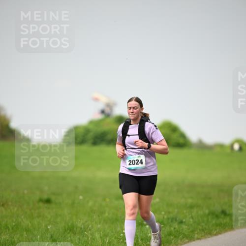10.05.2026 - 8. Wedeler Halbmarathon Dr. Thomas Lammeyer http://msf.ph/oto/9713343 10.05.2026 12:13:42 Laufen 2024 meine-sportfotos.de