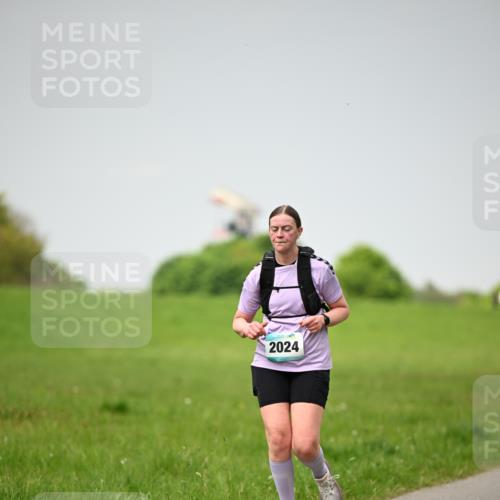 10.05.2026 - 8. Wedeler Halbmarathon Dr. Thomas Lammeyer http://msf.ph/oto/9713345 10.05.2026 12:13:42 Laufen 2024 meine-sportfotos.de