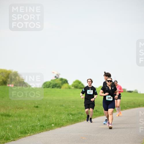 10.05.2026 - 8. Wedeler Halbmarathon Dr. Thomas Lammeyer http://msf.ph/oto/9713386 10.05.2026 12:14:01 Laufen 427, 349 meine-sportfotos.de