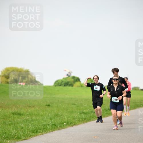 10.05.2026 - 8. Wedeler Halbmarathon Dr. Thomas Lammeyer http://msf.ph/oto/9713393 10.05.2026 12:14:01 Laufen 427, 349 meine-sportfotos.de