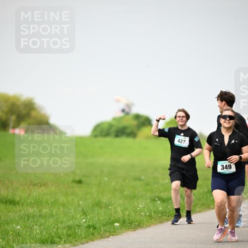 10.05.2026 - 8. Wedeler Halbmarathon Dr. Thomas Lammeyer http://msf.ph/oto/9713398 10.05.2026 12:14:02 Laufen 427, 349 meine-sportfotos.de