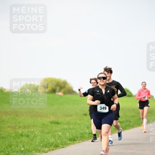 10.05.2026 - 8. Wedeler Halbmarathon Dr. Thomas Lammeyer http://msf.ph/oto/9713417 10.05.2026 12:14:04 Laufen 349 meine-sportfotos.de