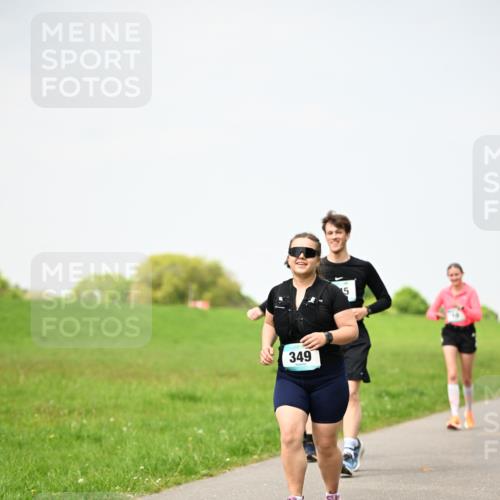 10.05.2026 - 8. Wedeler Halbmarathon Dr. Thomas Lammeyer http://msf.ph/oto/9713420 10.05.2026 12:14:04 Laufen 349 meine-sportfotos.de