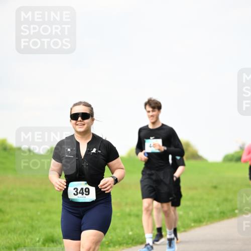 10.05.2026 - 8. Wedeler Halbmarathon Dr. Thomas Lammeyer http://msf.ph/oto/9713435 10.05.2026 12:14:06 Laufen 349 meine-sportfotos.de