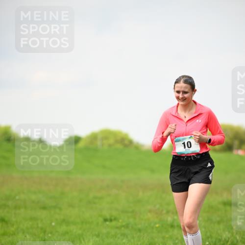 10.05.2026 - 8. Wedeler Halbmarathon Dr. Thomas Lammeyer http://msf.ph/oto/9713456 10.05.2026 12:14:09 Laufen  meine-sportfotos.de