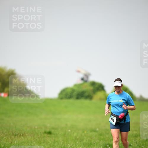 10.05.2026 - 8. Wedeler Halbmarathon Dr. Thomas Lammeyer http://msf.ph/oto/9713464 10.05.2026 12:14:21 Laufen 716 meine-sportfotos.de