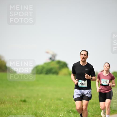10.05.2026 - 8. Wedeler Halbmarathon Dr. Thomas Lammeyer http://msf.ph/oto/9713546 10.05.2026 12:14:36 Laufen 314, 449 meine-sportfotos.de