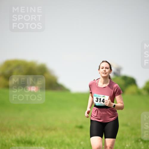 10.05.2026 - 8. Wedeler Halbmarathon Dr. Thomas Lammeyer http://msf.ph/oto/9713583 10.05.2026 12:14:40 Laufen 314 meine-sportfotos.de
