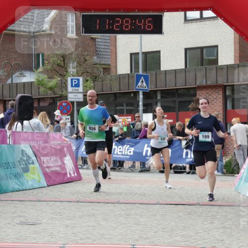 10.05.2026 - 8. Wedeler Halbmarathon Yannick Fuchs http://msf.ph/oto/9713599 10.05.2026 11:28:45 Ziel 169, 530, 635, 857, 926, 2115, 2232 meine-sportfotos.de