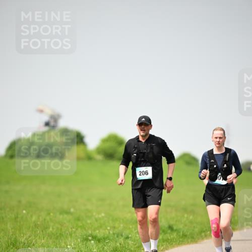 10.05.2026 - 8. Wedeler Halbmarathon Dr. Thomas Lammeyer http://msf.ph/oto/9713614 10.05.2026 12:15:34 Laufen 206 meine-sportfotos.de