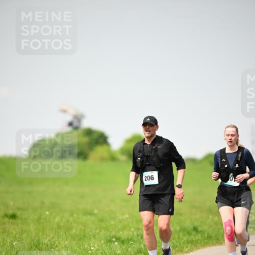 10.05.2026 - 8. Wedeler Halbmarathon Dr. Thomas Lammeyer http://msf.ph/oto/9713622 10.05.2026 12:15:34 Laufen 206 meine-sportfotos.de