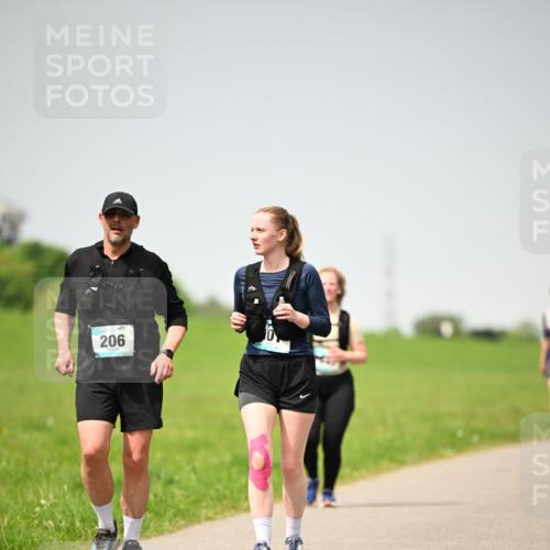 10.05.2026 - 8. Wedeler Halbmarathon Dr. Thomas Lammeyer http://msf.ph/oto/9713628 10.05.2026 12:15:36 Laufen 206 meine-sportfotos.de