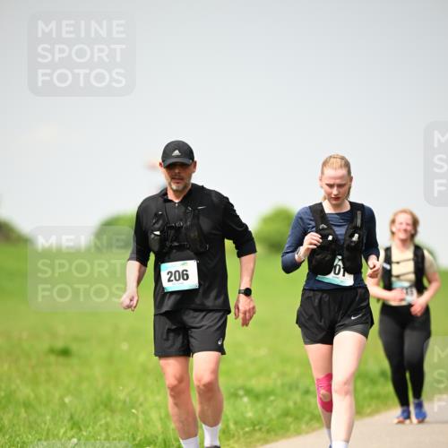 10.05.2026 - 8. Wedeler Halbmarathon Dr. Thomas Lammeyer http://msf.ph/oto/9713635 10.05.2026 12:15:37 Laufen 206 meine-sportfotos.de