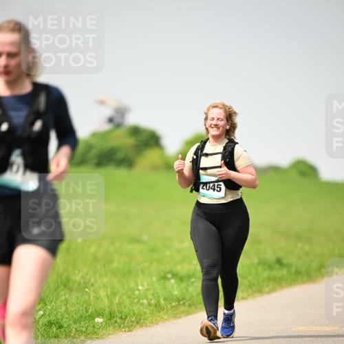 10.05.2026 - 8. Wedeler Halbmarathon Dr. Thomas Lammeyer http://msf.ph/oto/9713653 10.05.2026 12:15:40 Laufen 2045 meine-sportfotos.de