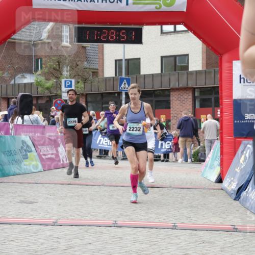 10.05.2026 - 8. Wedeler Halbmarathon Yannick Fuchs http://msf.ph/oto/9713665 10.05.2026 11:28:50 Ziel 28, 169, 530, 635, 926, 2183, 2209, 2229, 2232 meine-sportfotos.de