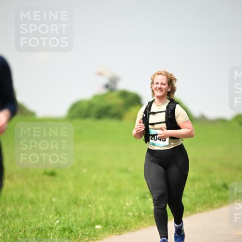 10.05.2026 - 8. Wedeler Halbmarathon Dr. Thomas Lammeyer http://msf.ph/oto/9713670 10.05.2026 12:15:41 Laufen  meine-sportfotos.de
