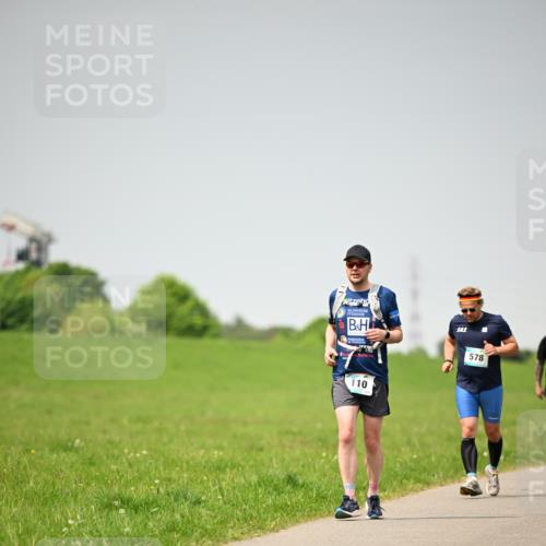 10.05.2026 - 8. Wedeler Halbmarathon Dr. Thomas Lammeyer http://msf.ph/oto/9713689 10.05.2026 12:15:45 Laufen  meine-sportfotos.de
