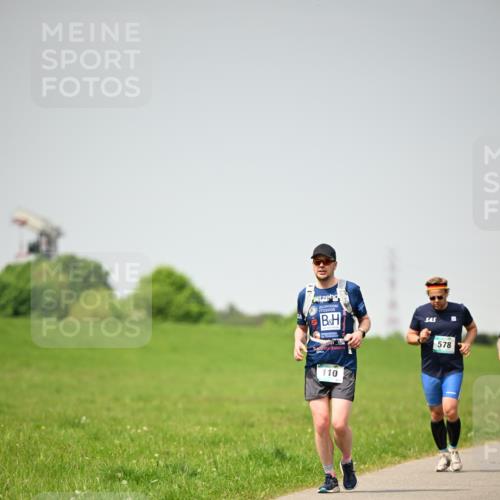 10.05.2026 - 8. Wedeler Halbmarathon Dr. Thomas Lammeyer http://msf.ph/oto/9713695 10.05.2026 12:15:45 Laufen 110, 578 meine-sportfotos.de