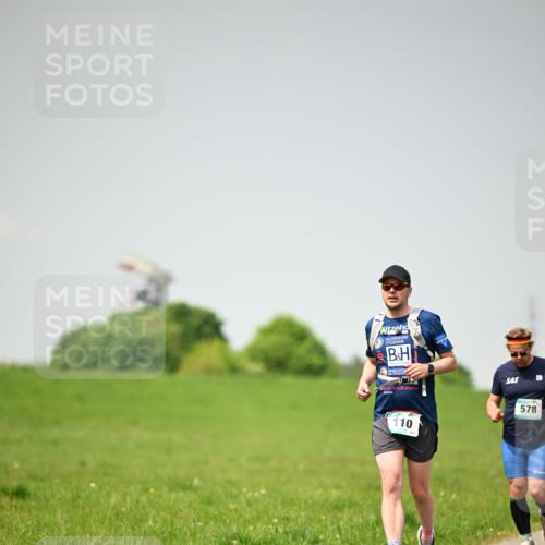 10.05.2026 - 8. Wedeler Halbmarathon Dr. Thomas Lammeyer http://msf.ph/oto/9713709 10.05.2026 12:15:47 Laufen 110, 578 meine-sportfotos.de