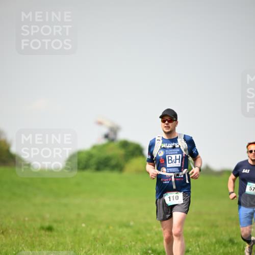 10.05.2026 - 8. Wedeler Halbmarathon Dr. Thomas Lammeyer http://msf.ph/oto/9713727 10.05.2026 12:15:48 Laufen 110, 578 meine-sportfotos.de