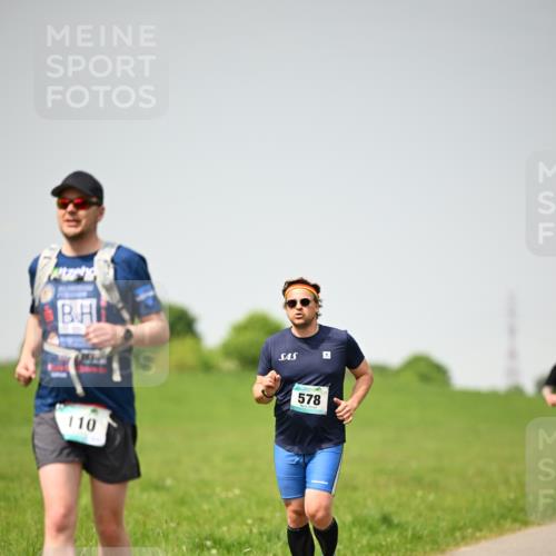 10.05.2026 - 8. Wedeler Halbmarathon Dr. Thomas Lammeyer http://msf.ph/oto/9713741 10.05.2026 12:15:50 Laufen 110, 578 meine-sportfotos.de