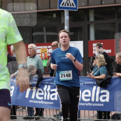 10.05.2026 - 8. Wedeler Halbmarathon Yannick Fuchs http://msf.ph/oto/9713745 10.05.2026 11:28:59 Ziel 963, 2148 meine-sportfotos.de