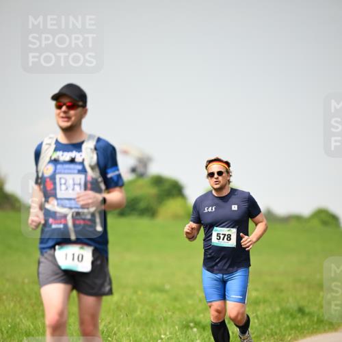 10.05.2026 - 8. Wedeler Halbmarathon Dr. Thomas Lammeyer http://msf.ph/oto/9713748 10.05.2026 12:15:51 Laufen 110, 578 meine-sportfotos.de
