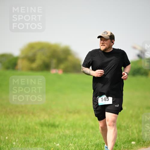 10.05.2026 - 8. Wedeler Halbmarathon Dr. Thomas Lammeyer http://msf.ph/oto/9713792 10.05.2026 12:16:07 Laufen 145 meine-sportfotos.de