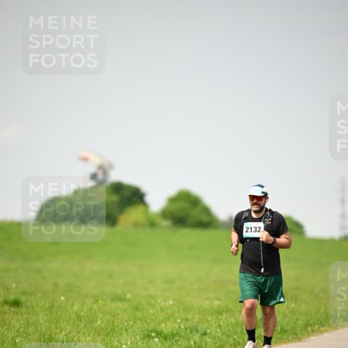10.05.2026 - 8. Wedeler Halbmarathon Dr. Thomas Lammeyer http://msf.ph/oto/9713807 10.05.2026 12:16:21 Laufen 2132 meine-sportfotos.de