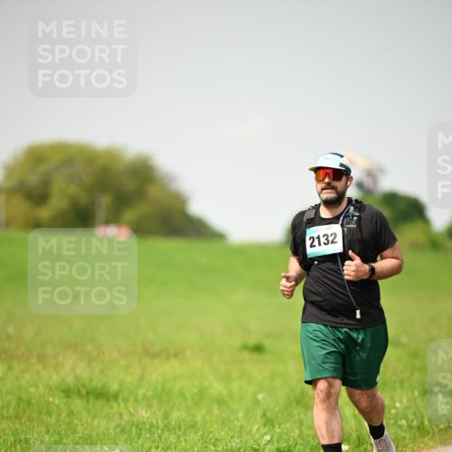 10.05.2026 - 8. Wedeler Halbmarathon Dr. Thomas Lammeyer http://msf.ph/oto/9713853 10.05.2026 12:16:25 Laufen 2132 meine-sportfotos.de