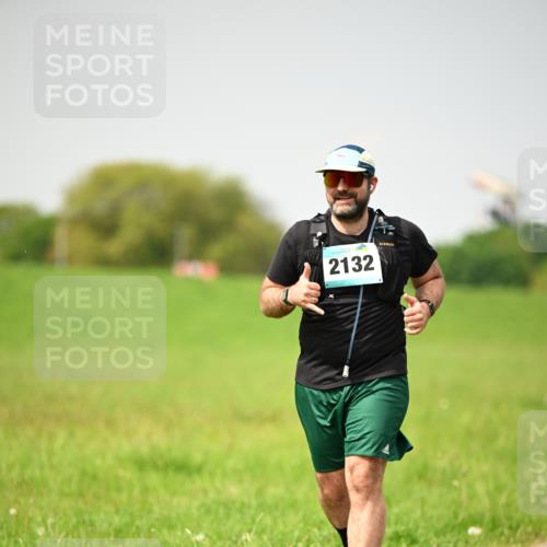 10.05.2026 - 8. Wedeler Halbmarathon Dr. Thomas Lammeyer http://msf.ph/oto/9713865 10.05.2026 12:16:26 Laufen 2132 meine-sportfotos.de