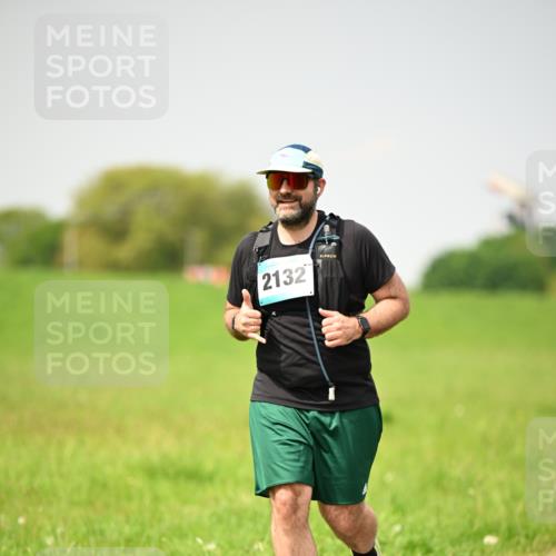 10.05.2026 - 8. Wedeler Halbmarathon Dr. Thomas Lammeyer http://msf.ph/oto/9713867 10.05.2026 12:16:26 Laufen 2132 meine-sportfotos.de