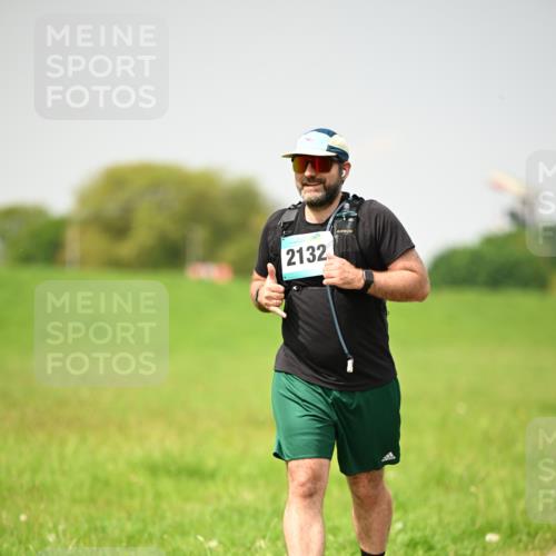 10.05.2026 - 8. Wedeler Halbmarathon Dr. Thomas Lammeyer http://msf.ph/oto/9713870 10.05.2026 12:16:26 Laufen 2132 meine-sportfotos.de