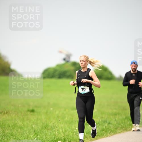 10.05.2026 - 8. Wedeler Halbmarathon Dr. Thomas Lammeyer http://msf.ph/oto/9713874 10.05.2026 12:16:49 Laufen  meine-sportfotos.de