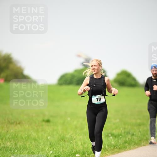 10.05.2026 - 8. Wedeler Halbmarathon Dr. Thomas Lammeyer http://msf.ph/oto/9713877 10.05.2026 12:16:49 Laufen  meine-sportfotos.de