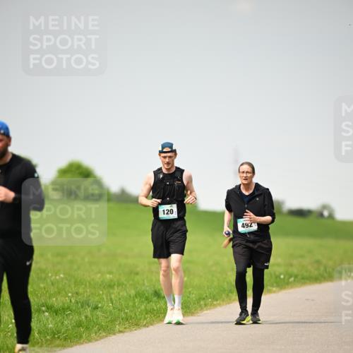 10.05.2026 - 8. Wedeler Halbmarathon Dr. Thomas Lammeyer http://msf.ph/oto/9713897 10.05.2026 12:16:53 Laufen 120, 492 meine-sportfotos.de