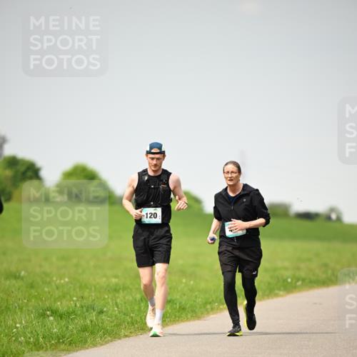 10.05.2026 - 8. Wedeler Halbmarathon Dr. Thomas Lammeyer http://msf.ph/oto/9713908 10.05.2026 12:16:54 Laufen 120 meine-sportfotos.de