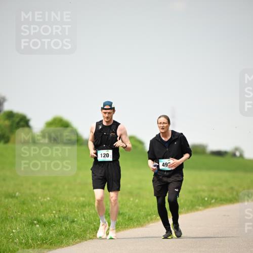 10.05.2026 - 8. Wedeler Halbmarathon Dr. Thomas Lammeyer http://msf.ph/oto/9713909 10.05.2026 12:16:54 Laufen 120, 492 meine-sportfotos.de