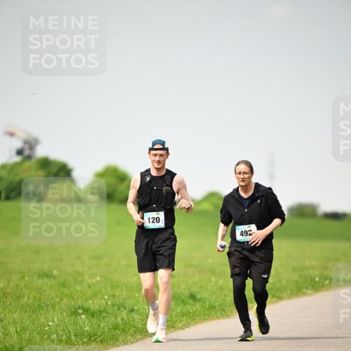 10.05.2026 - 8. Wedeler Halbmarathon Dr. Thomas Lammeyer http://msf.ph/oto/9713917 10.05.2026 12:16:55 Laufen 120, 492 meine-sportfotos.de