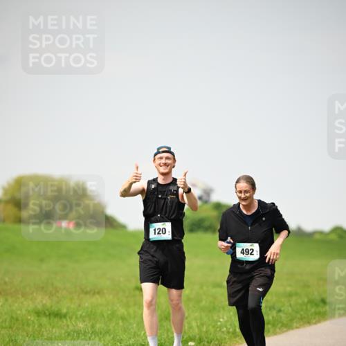 10.05.2026 - 8. Wedeler Halbmarathon Dr. Thomas Lammeyer http://msf.ph/oto/9713940 10.05.2026 12:16:59 Laufen 120, 492 meine-sportfotos.de