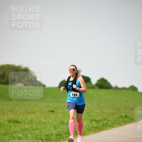 10.05.2026 - 8. Wedeler Halbmarathon Dr. Thomas Lammeyer http://msf.ph/oto/9713945 10.05.2026 12:17:30 Laufen 194 meine-sportfotos.de