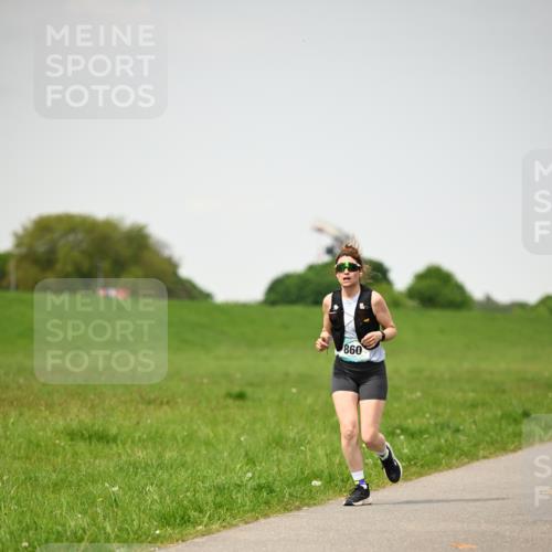 10.05.2026 - 8. Wedeler Halbmarathon Dr. Thomas Lammeyer http://msf.ph/oto/9713988 10.05.2026 12:17:44 Laufen 860 meine-sportfotos.de