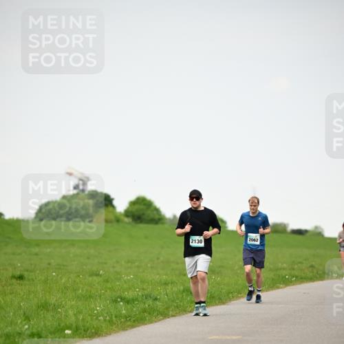 10.05.2026 - 8. Wedeler Halbmarathon Dr. Thomas Lammeyer http://msf.ph/oto/9714021 10.05.2026 12:18:14 Laufen 2130, 2062 meine-sportfotos.de