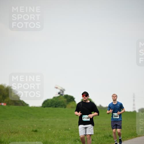10.05.2026 - 8. Wedeler Halbmarathon Dr. Thomas Lammeyer http://msf.ph/oto/9714051 10.05.2026 12:18:16 Laufen 2062, 2130 meine-sportfotos.de