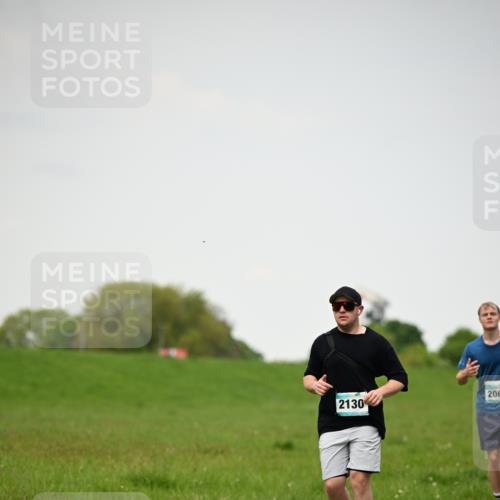 10.05.2026 - 8. Wedeler Halbmarathon Dr. Thomas Lammeyer http://msf.ph/oto/9714071 10.05.2026 12:18:18 Laufen 206, 2130 meine-sportfotos.de
