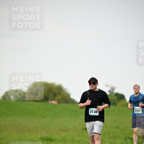 10.05.2026 - 8. Wedeler Halbmarathon Dr. Thomas Lammeyer http://msf.ph/oto/9714079 10.05.2026 12:18:19 Laufen 2062, 2130 meine-sportfotos.de