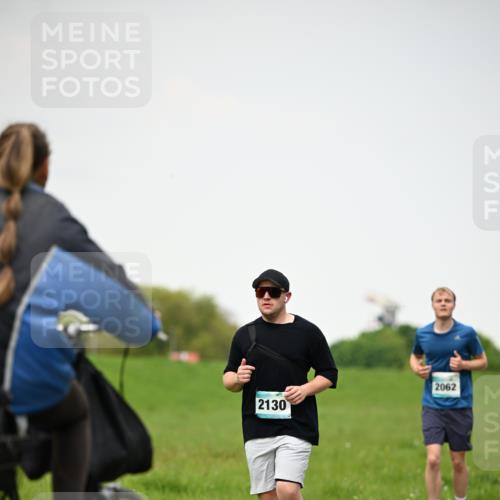 10.05.2026 - 8. Wedeler Halbmarathon Dr. Thomas Lammeyer http://msf.ph/oto/9714087 10.05.2026 12:18:19 Laufen 2062, 2130 meine-sportfotos.de