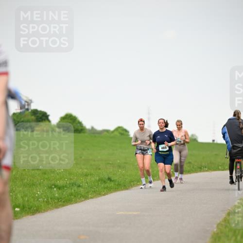 10.05.2026 - 8. Wedeler Halbmarathon Dr. Thomas Lammeyer http://msf.ph/oto/9714090 10.05.2026 12:18:26 Laufen 465, 356 meine-sportfotos.de